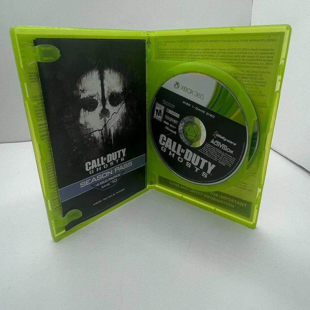 Call of Duty: Ghosts Season Pass (Microsoft Xbox 360, 2013) Complete W/ Manual